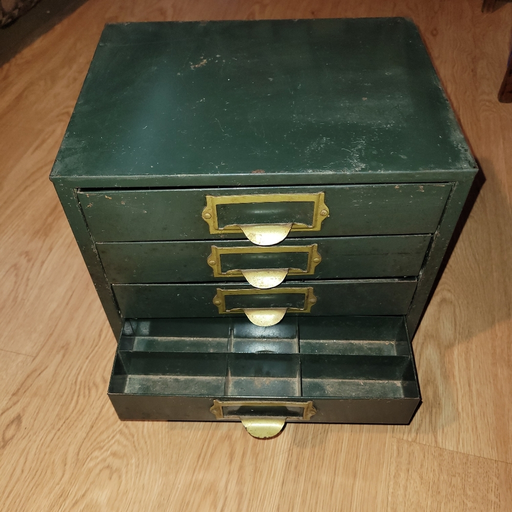 Vintage Desktop Cabinet - Picture 4 of 10